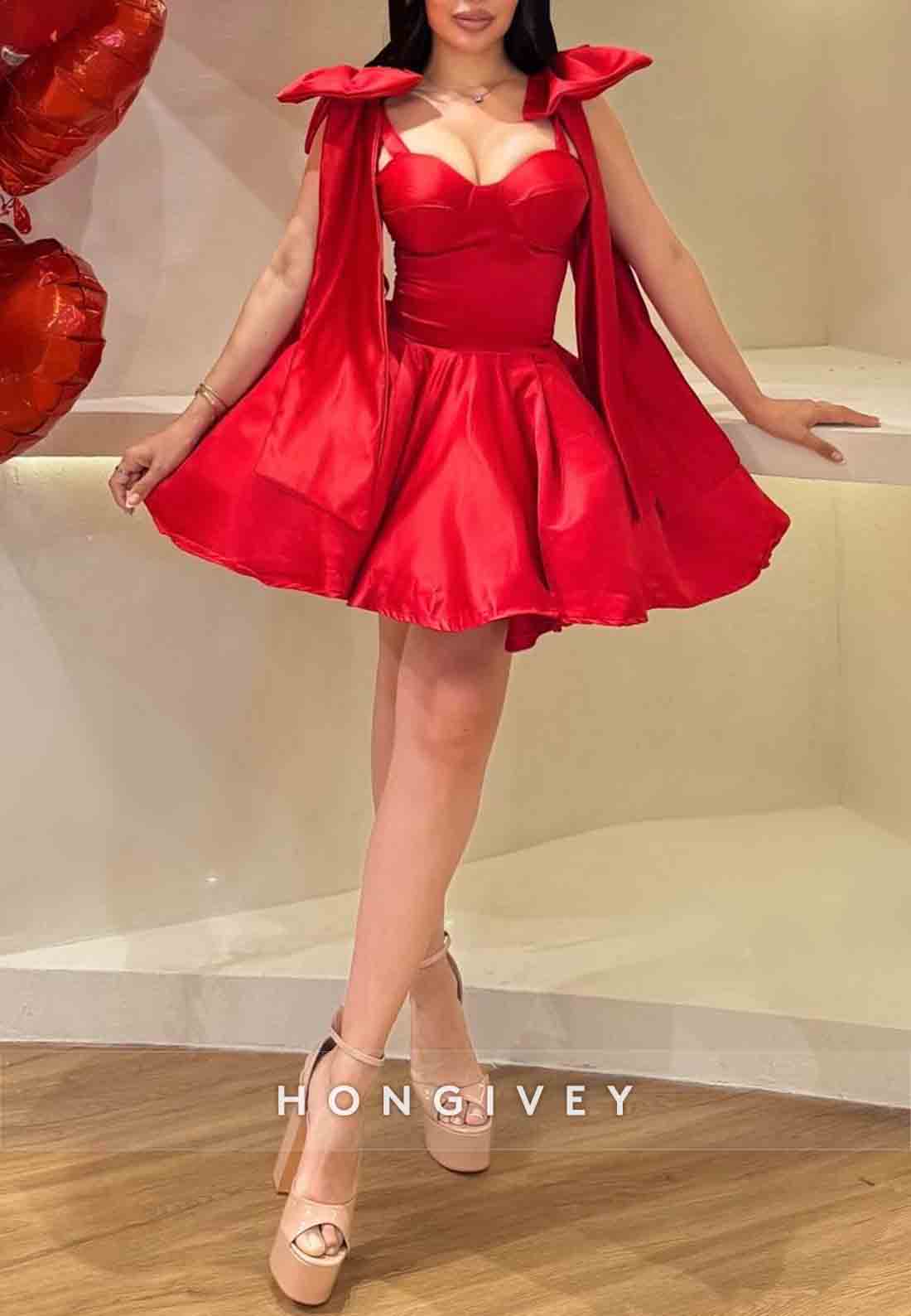 Sweetheart Sleeveless Pleated Bowknot Ball Gown Short Homecoming Dresses