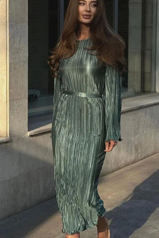Celebrity Style Crew Neck Bell Sleeve Shift Pleated Maxi Dress - Green  Fashionpara