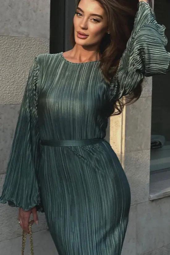 Celebrity Style Crew Neck Bell Sleeve Shift Pleated Maxi Dress - Green  Fashionpara