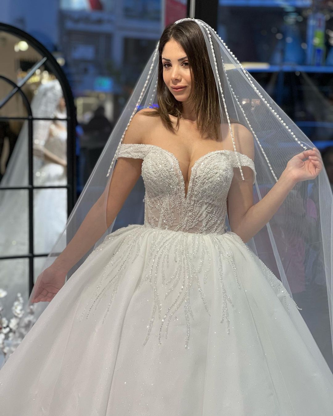 Charming Floor-Length Sweetheart Off-The-Shoulder A-Line Lace Wedding Dress with Sequins - Fashionpara