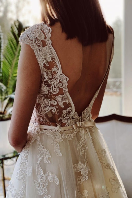 Exquisite Ivory A-Line Garden Floor-Length V-Neck Lace Wedding Dress - Fashionpara