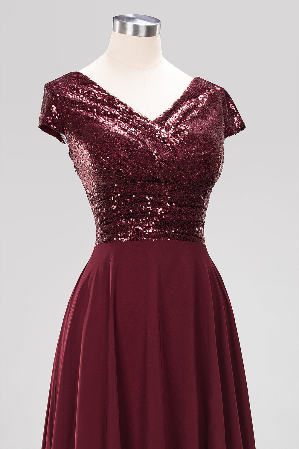 Chic Sequined Top V-Neck Sleeveless Burgundy Bridesmaid dresses - Fashionpara