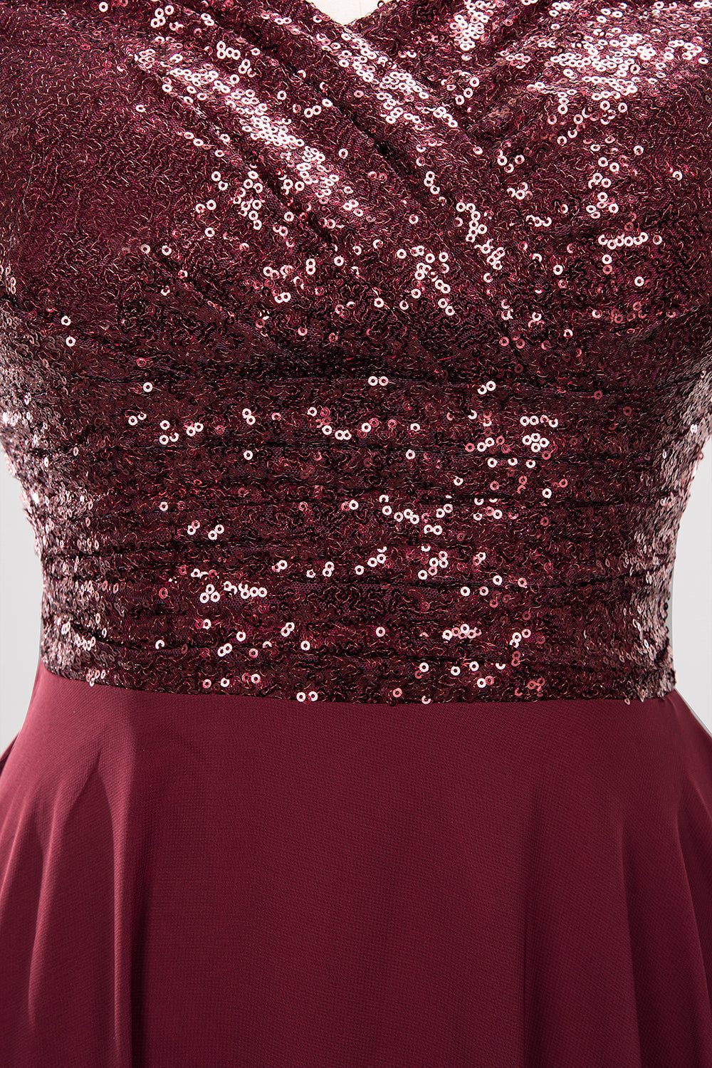 Chic Sequined Top V-Neck Sleeveless Burgundy Bridesmaid dresses - Fashionpara