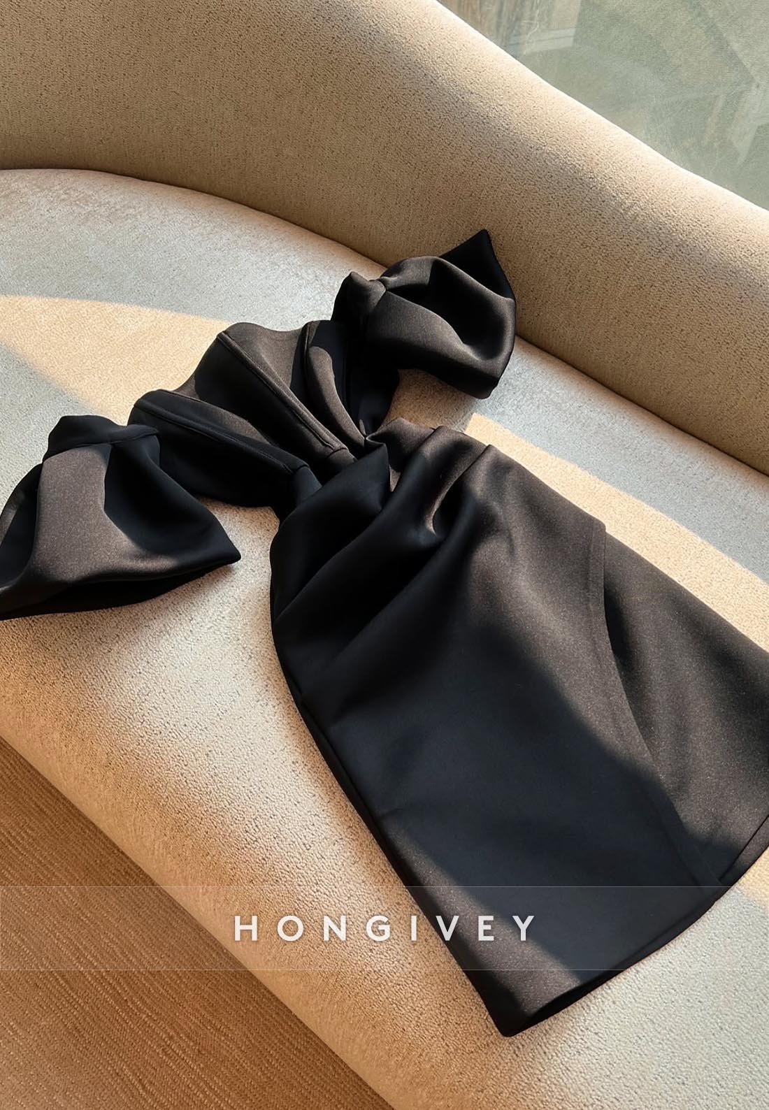 Column Party Dresses Off the Shoulder Mini Satin Flutter Sleeves Pleated Homecoming Dress