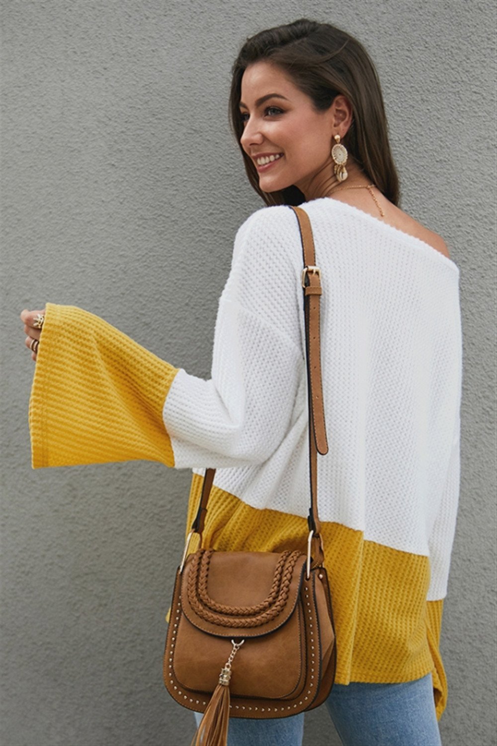 Color Block Flare Sleeve Sweater for Effortless Style