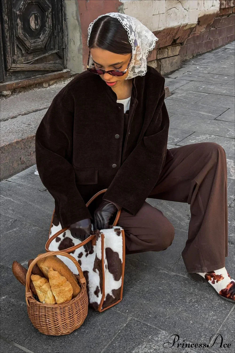 Stylish Corduroy Retro Jacket for Timeless Fashion Appeal