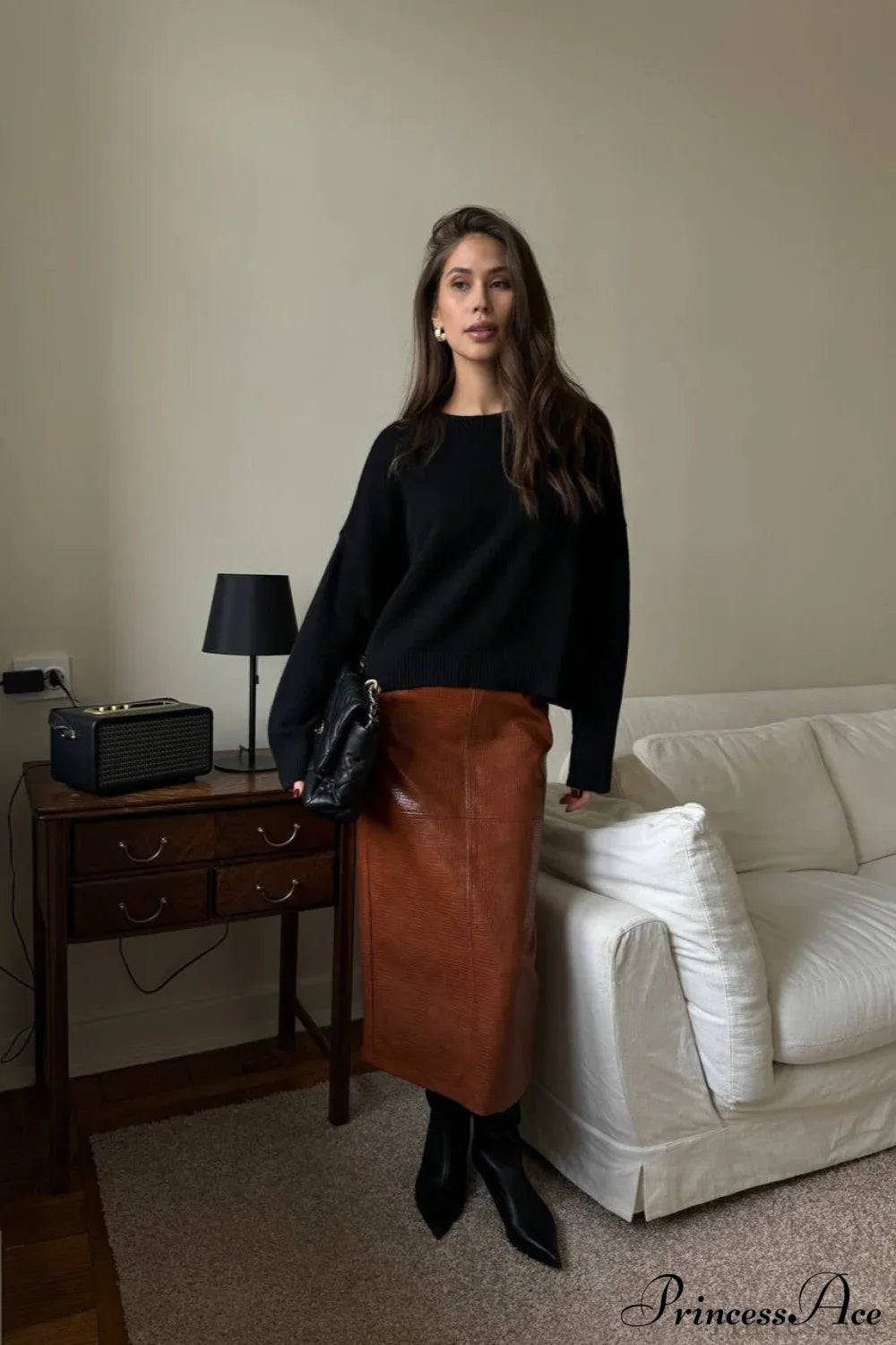 Crew Neck Thick Solid Short Sweater Black / M