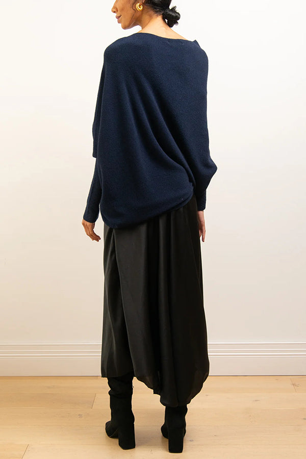 Chic Solid Color Round Neck Long Sleeve Knitted Sweater