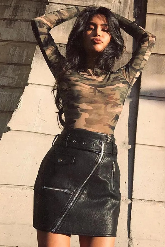 Long Sleeve Camo Print Crop Top - Fashionpara