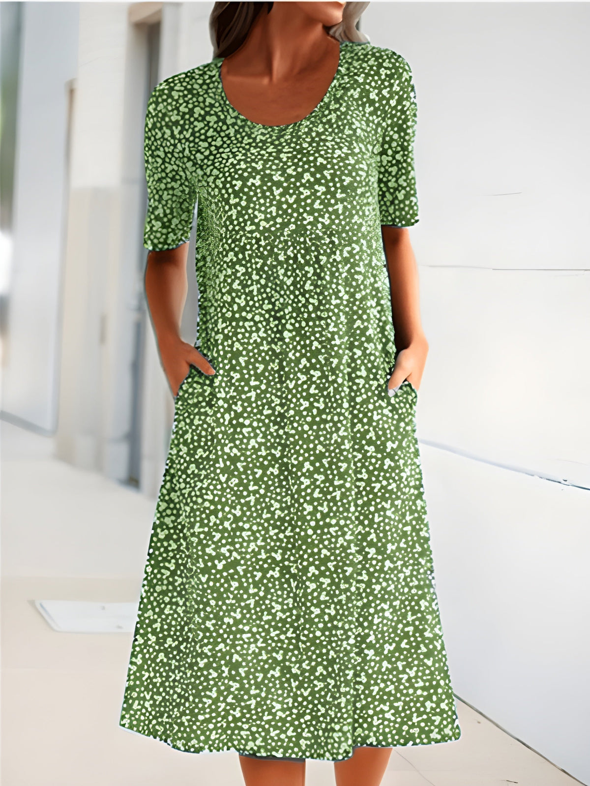 Ditsy Floral Short Sleeve Pocket Shift Midi Summer Dress - View 7