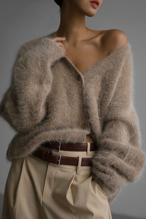 Lady Rin Loose V-neck Knitted Cardigan for Effortless Style