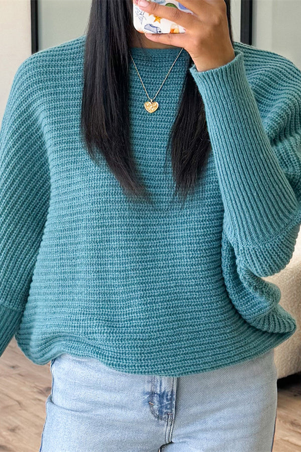 Chic Round Neck Bat Sleeve Knitted Sweater for Everyday Style