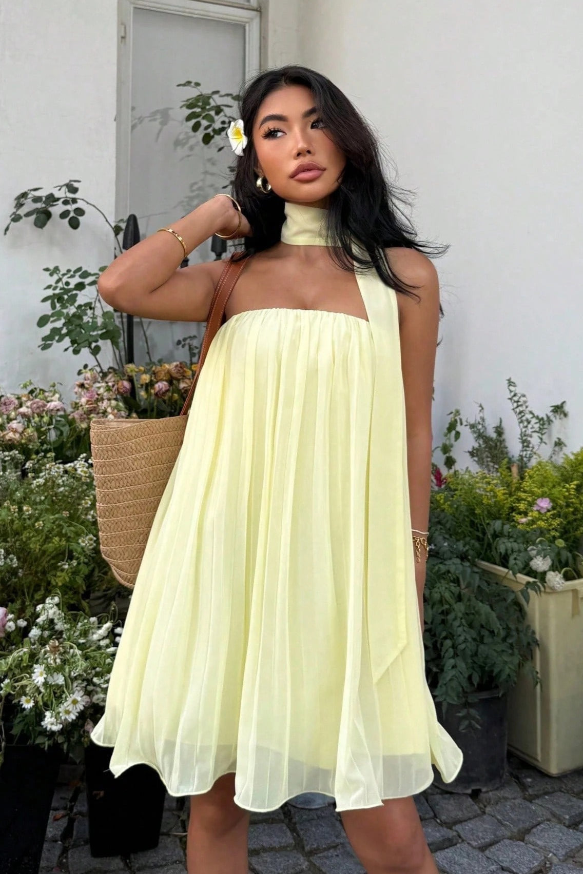 Chiffon Halter Neck Pleated Babydoll Mini Dress