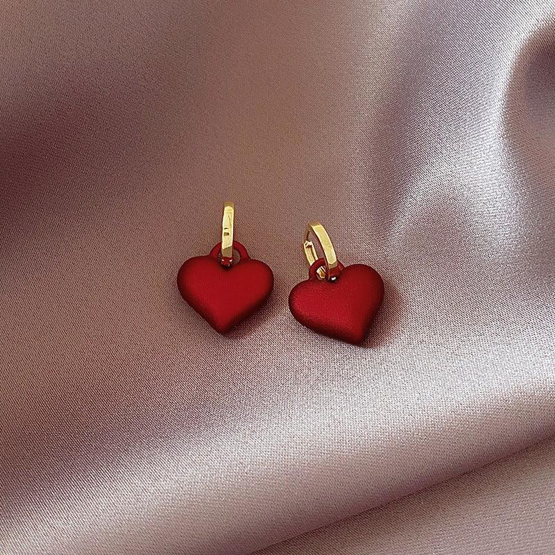 KittenAlarm - Darcey Huggie Heart Earrings