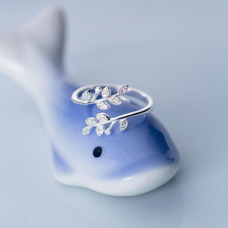 KittenAlarm - Delilah Twist Leafy Ring