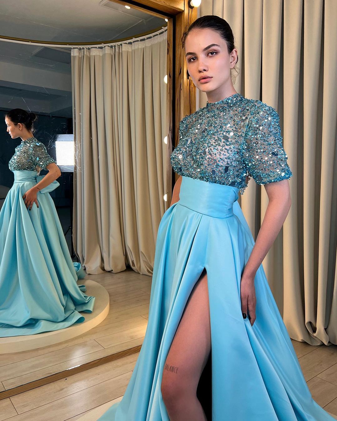Elegant & Luxurious Sparkly Half sleeves A-Line High Split Beaded Evening Party Prom Dress