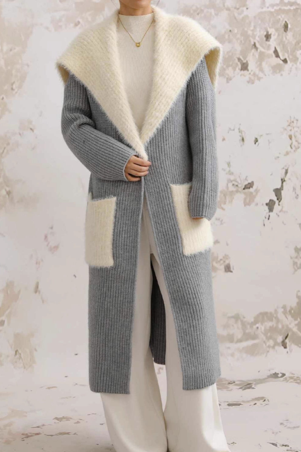 Chic PrincessAce Faux Fur Collar Loose Knit Overcoat