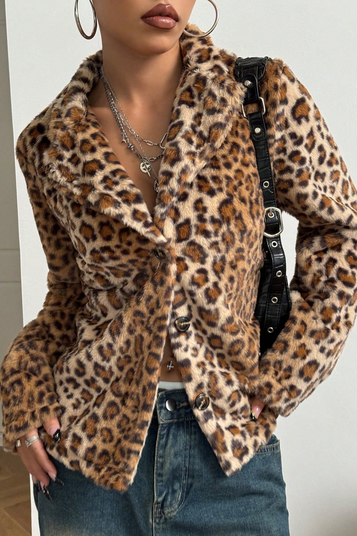 Thick Leopard Print Button-Up Coat for Stylish Comfort