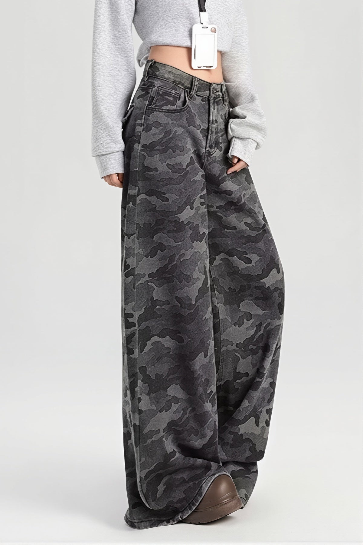 Camo Wide Leg Cargo Jeans