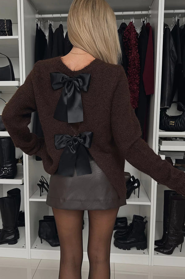 Relaxed Knit Sweater with Satin Bow Detail for Effortless Style