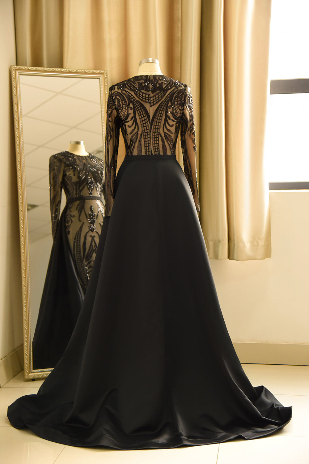 Elegant Jewel Sequined Mermaid Prom Dresses Long Sleeves Appliques Party Dress with Overskirt - Fashionpara