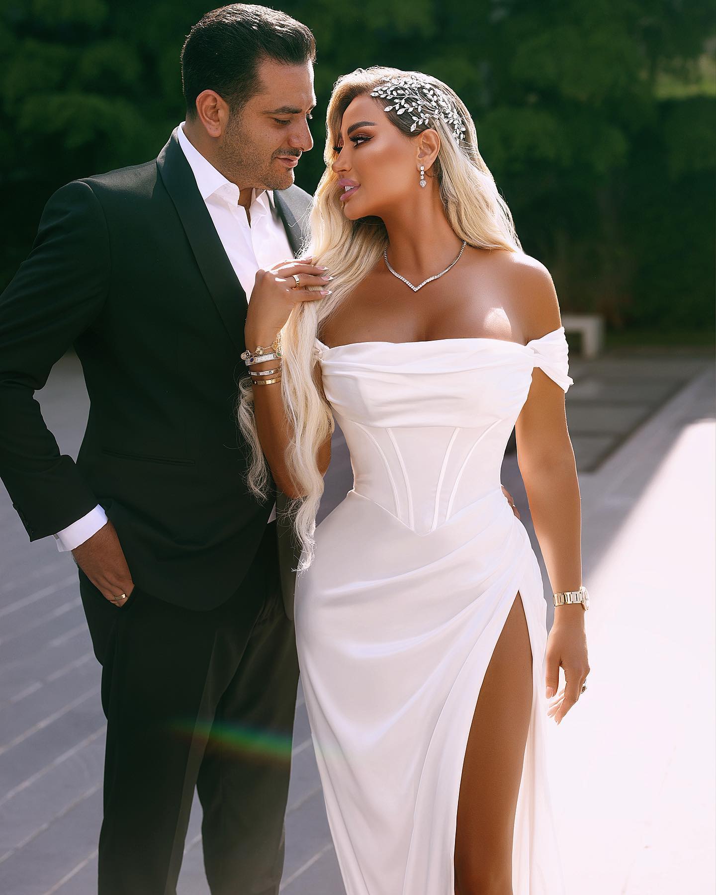 Elegant Long Off-the-shoulder Satin Wedding Dress with High Slit Design - Fashionpara
