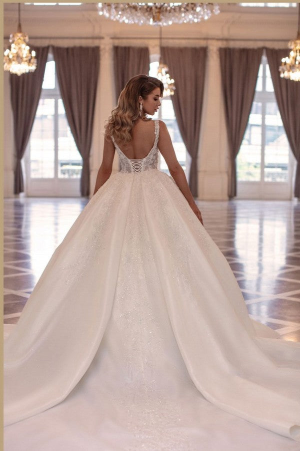 Elegant Long Princess A-Line Sleeveless Wedding Dress with Lace - Fashionpara
