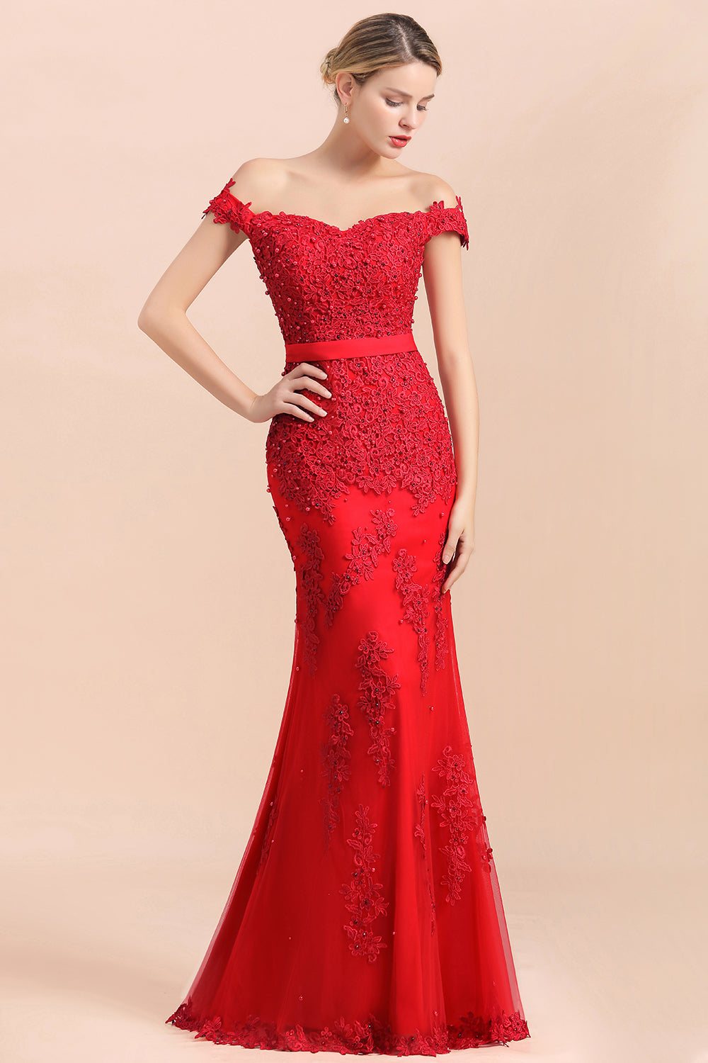 Elegant Mermaid Off the Shoulder Red Lace Appliques Bridesmaid dresses - Fashionpara