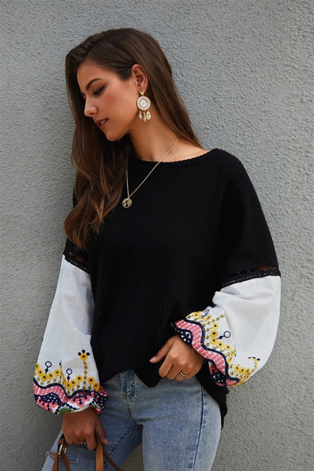 RadyRin Embroidery Lantern Sleeve Sweater for Effortless Style