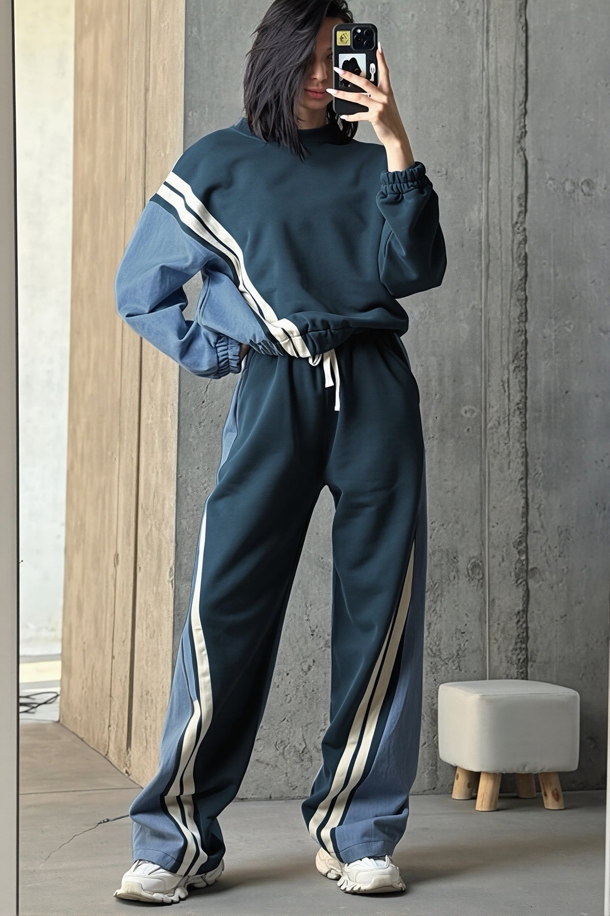 Colorblock Striped Sweatshirt Pants Set
