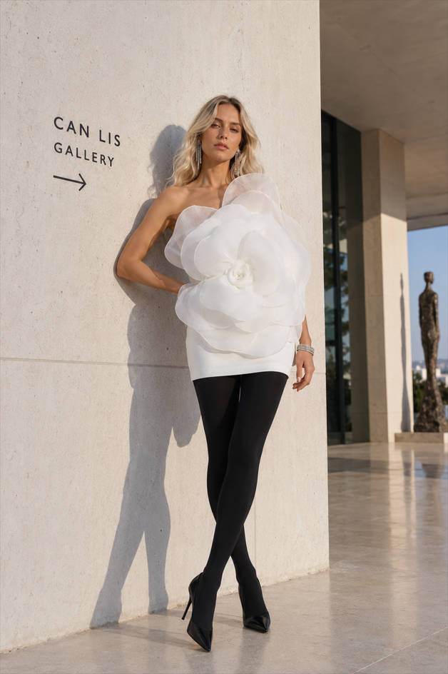 Oversized 3D Rosette Strapless Structured Mini Dress
