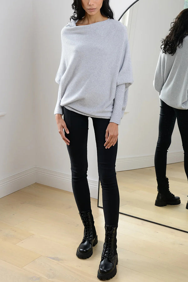 Chic Solid Color Round Neck Long Sleeve Knitted Sweater