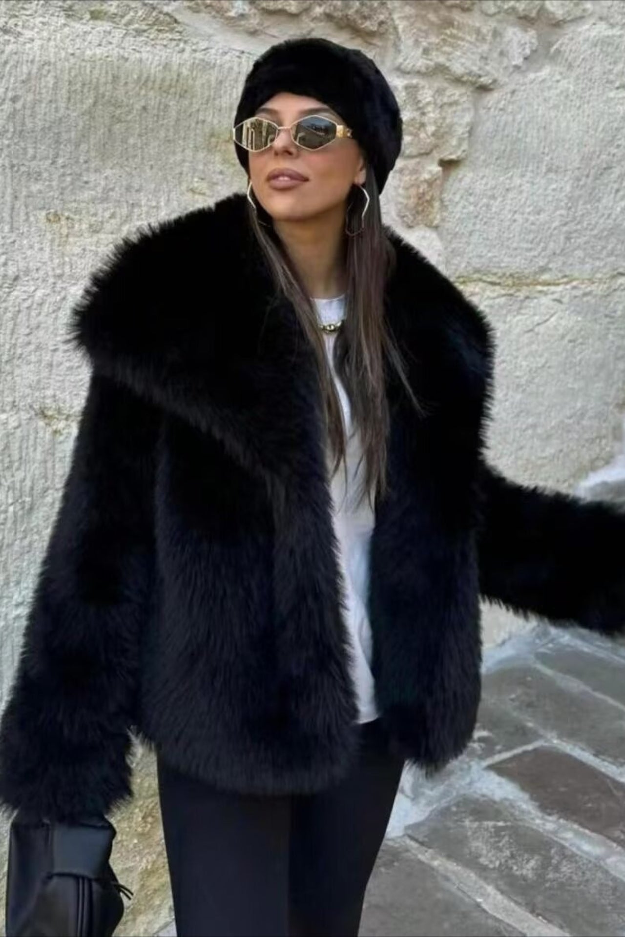 Winter Fashion Faux Fur Coat - Fashionpara
