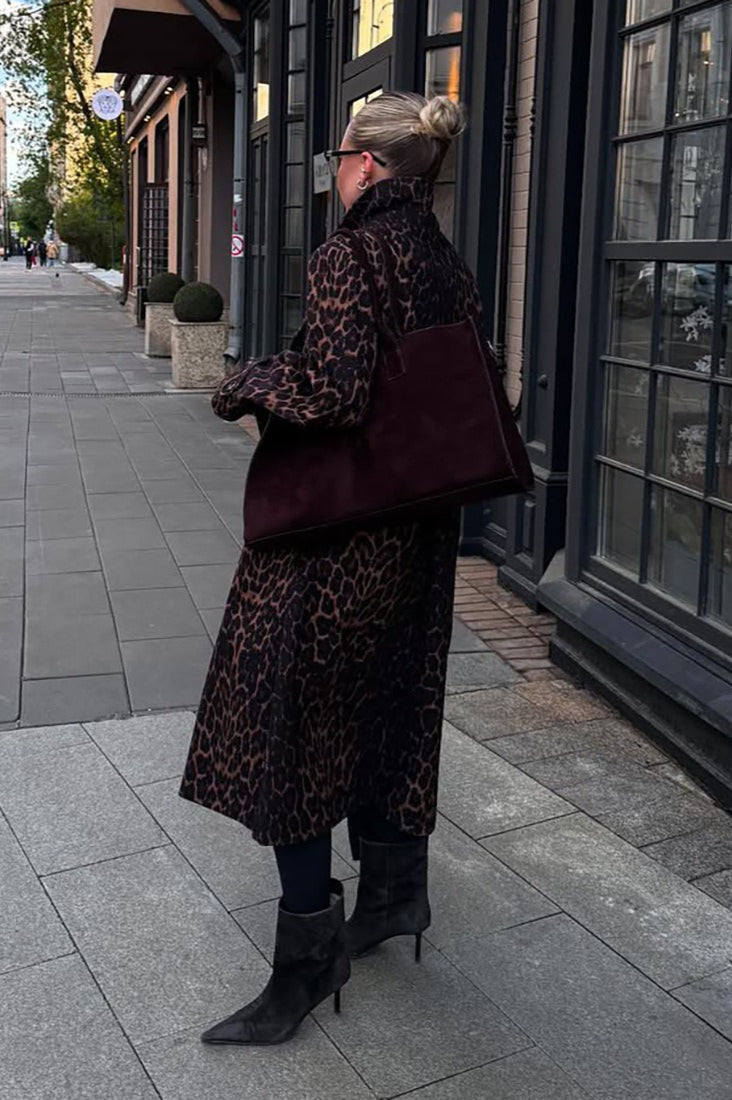 Chic Leopard Print Long Trench Coat for Stylish Elegance