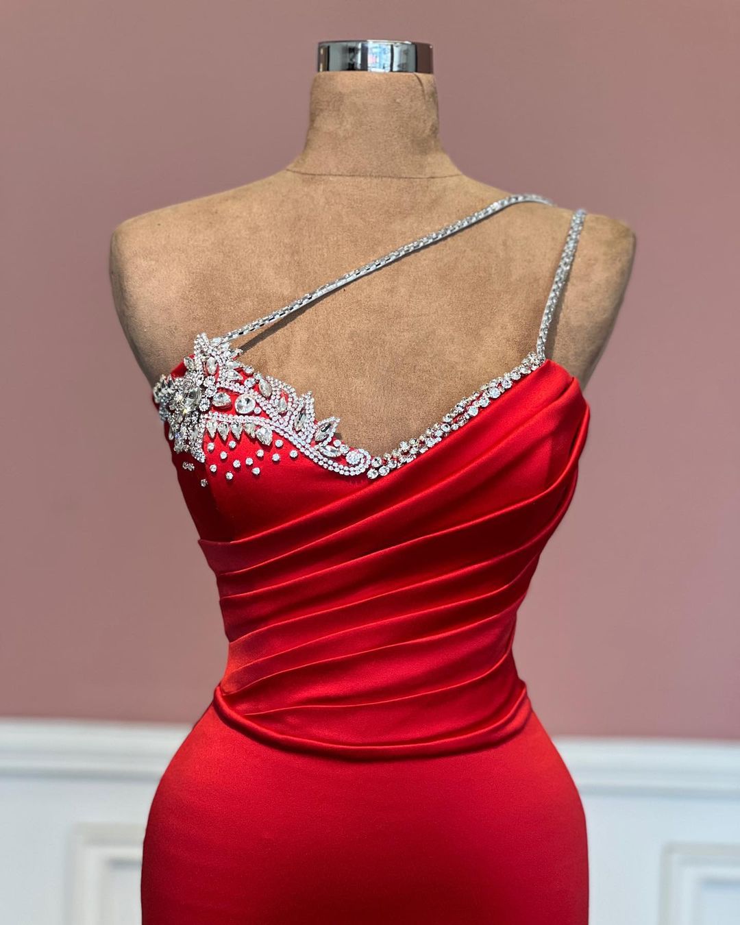 Gorgeous Mermaid Sweetheart Red One Shoulder Straps Jewels Prom Dress - Fashionpara