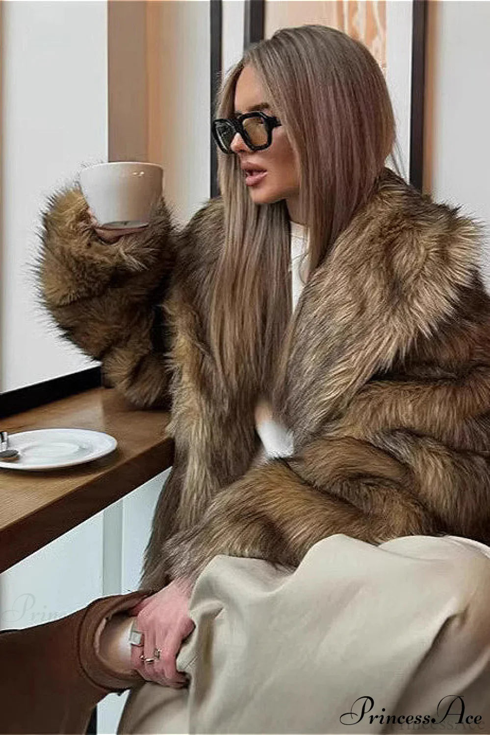 PrincessAce Luxurious Faux Fur Lapel Winter Coat for Warmth