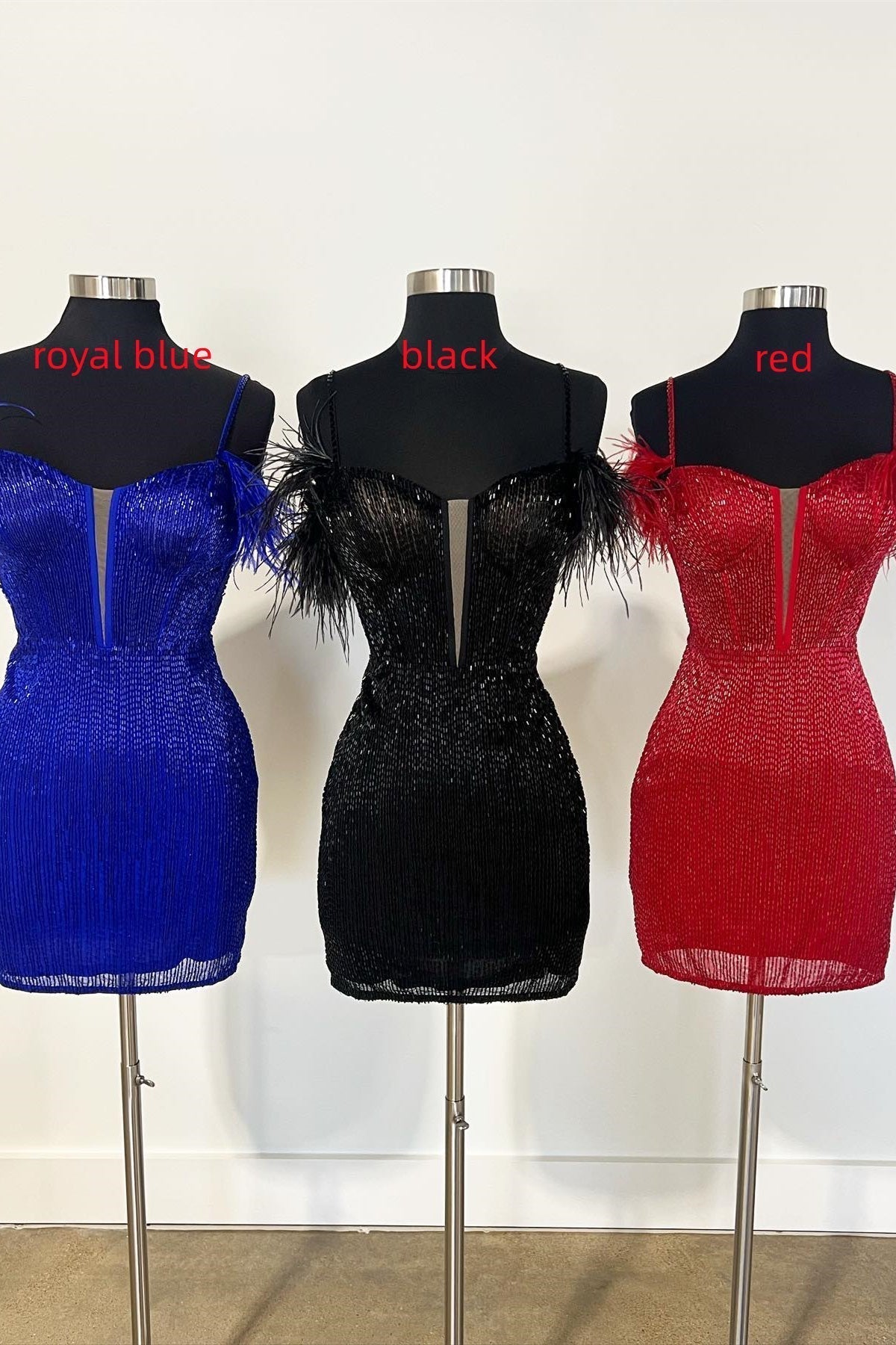Feather-Sleeve Beaded Short Stylish Homecoming Dress - Fashionpara