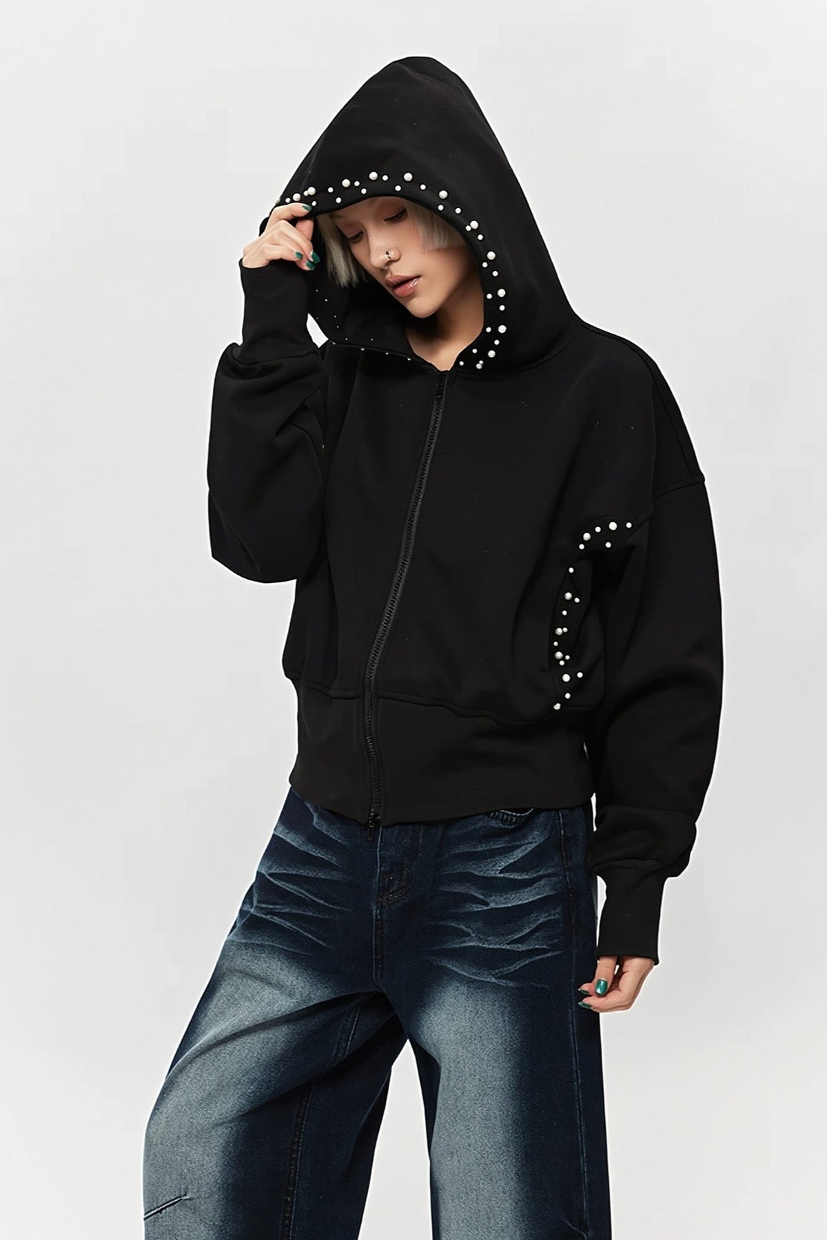 Pearl Detail Cropped Fitted Zip-Up Hoodie