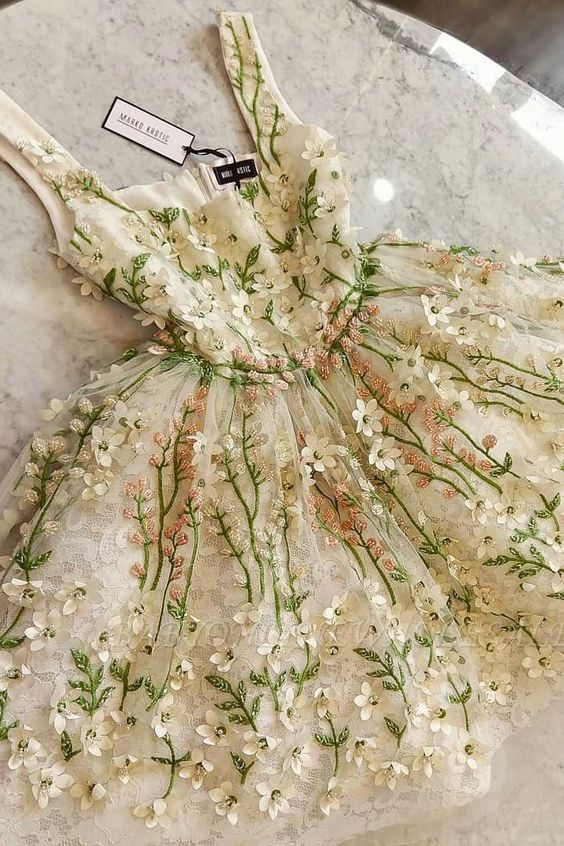 Gorgeous Flowers Appliques Short Homecoming Dresses Cocktail Dresses - Fashionpara