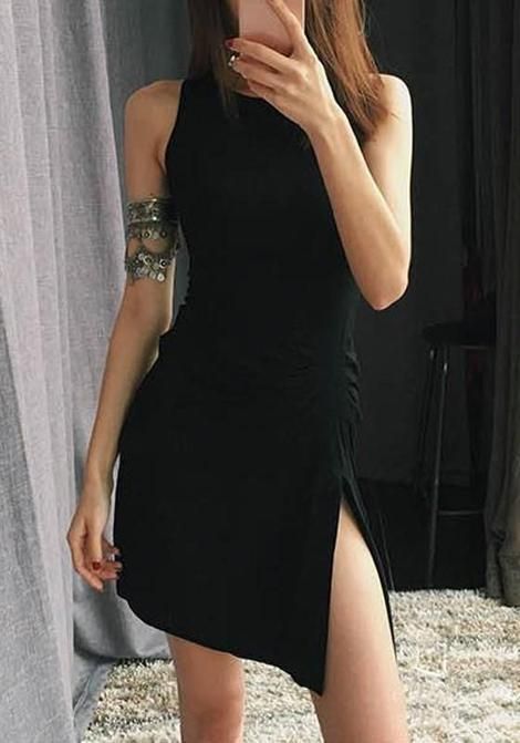 Casual Black Plain Side Slit Round Neck Mini Homecoming Dress - Fashionpara