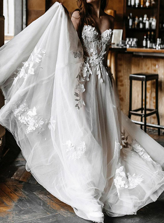 Embroidered Lace Bandeau Wedding Dress Maxi Dress - Fashionpara