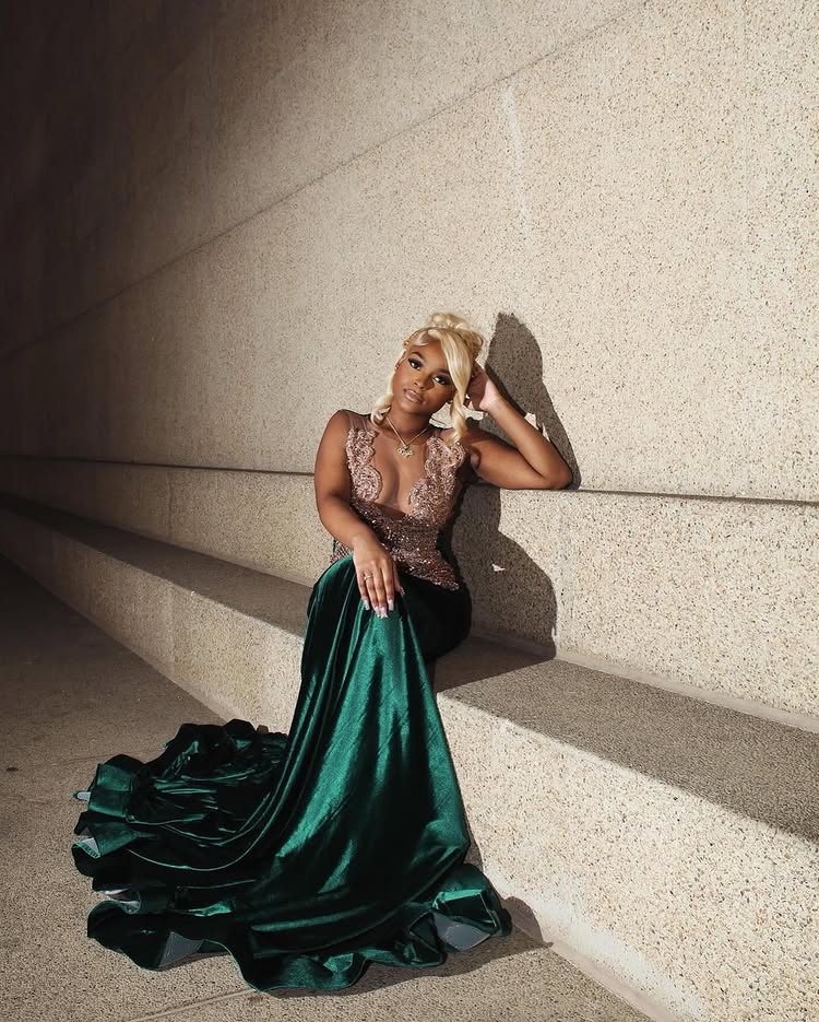 Deep V-Neck Off-Shoulder Straps Beaded Sweep Train Mermaid Prom Dress for Black Girl Slay