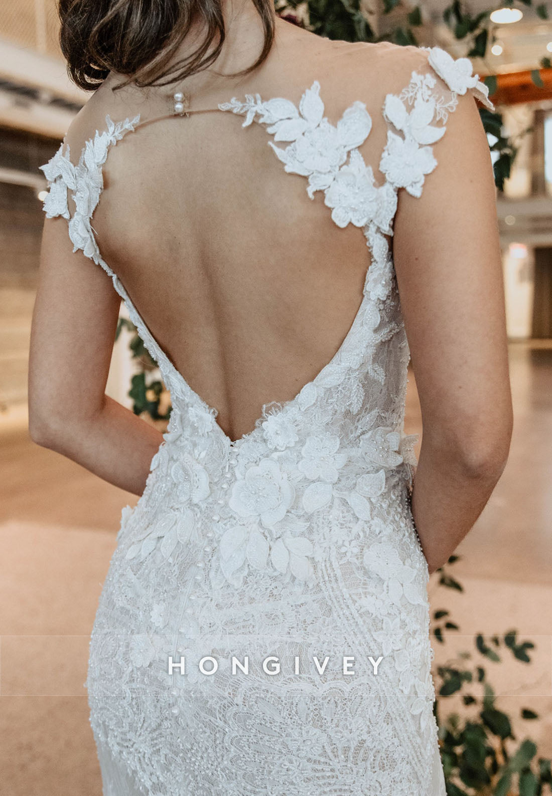 Trumpet Court Train Lace Keyhole Wedding Dresses with Appliques and Pearls