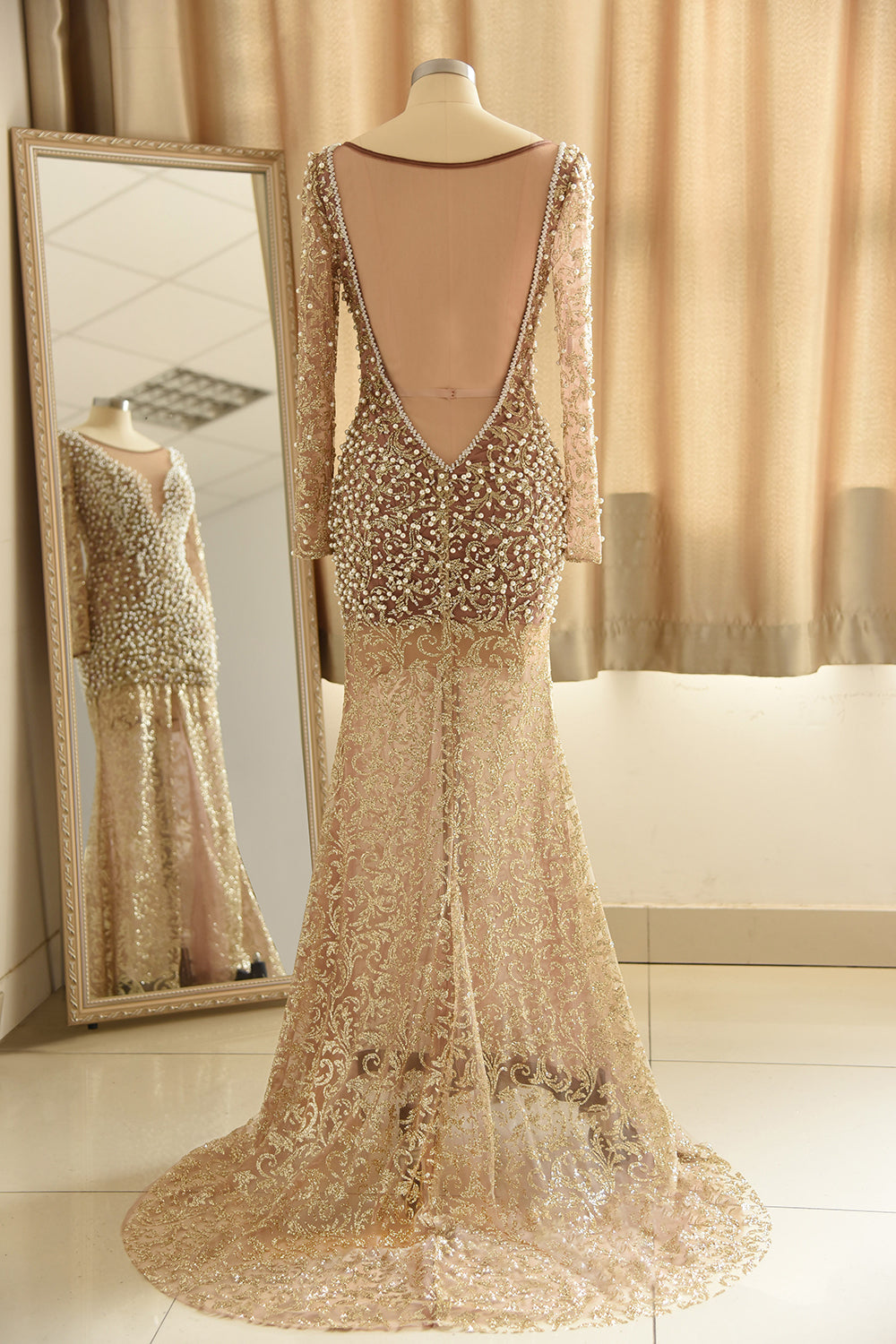 Glamorous Jewel Lace Front Slit Prom Dresses Long Sleeves Appliques Formal Dresses with Pearls - Fashionpara