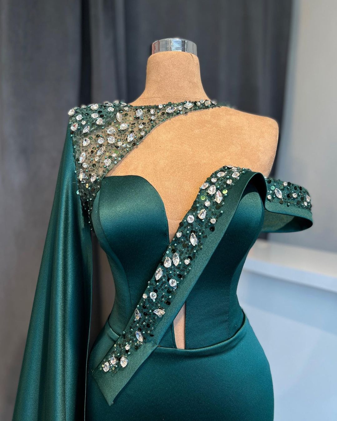 Fabulous Mermaid Dark Green Crystals Prom Dress With Lace - Fashionpara