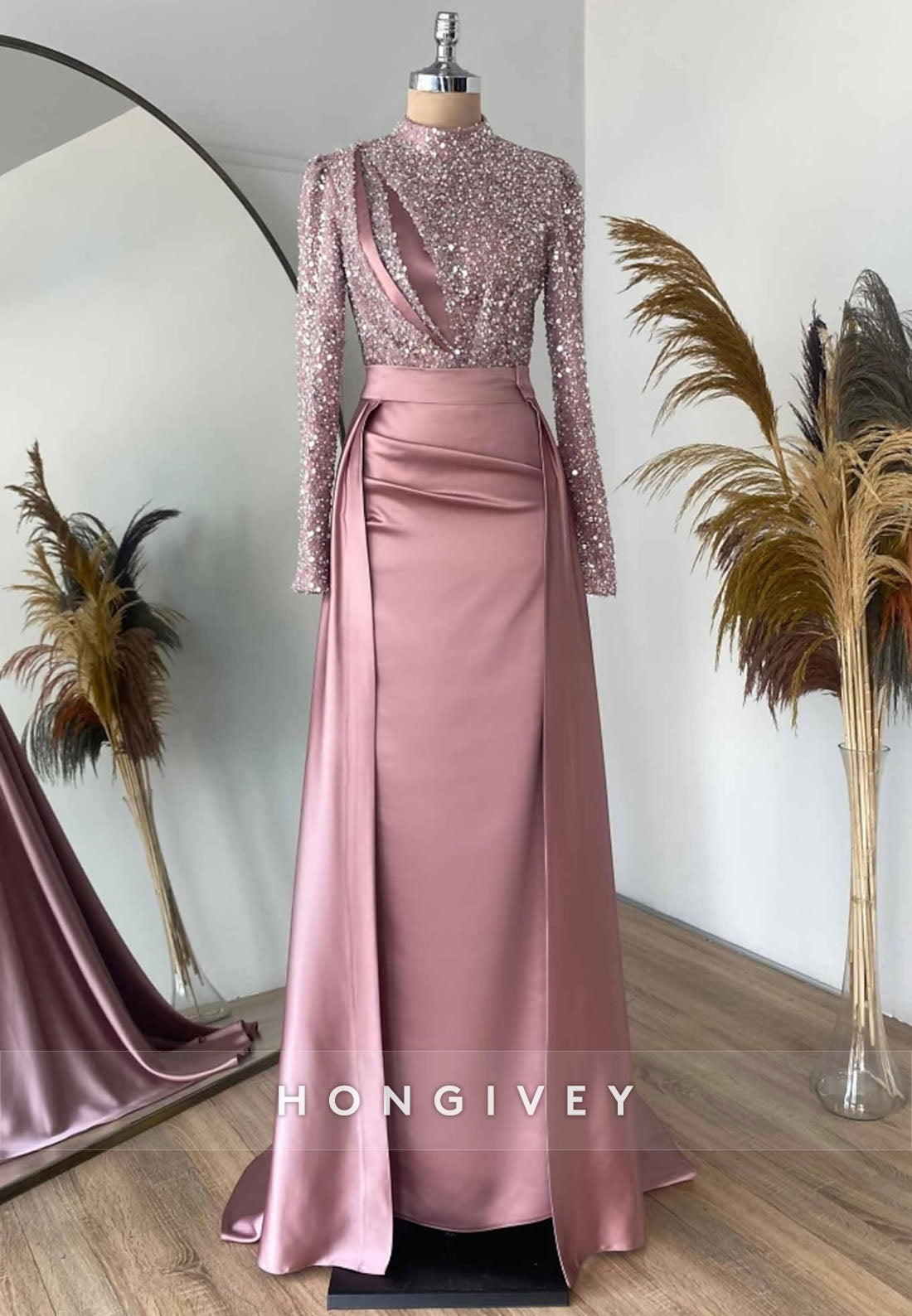 Satin Floor-Length Long Sleeve Evening Gown High Neck Pleated Detachable Formal Dresses