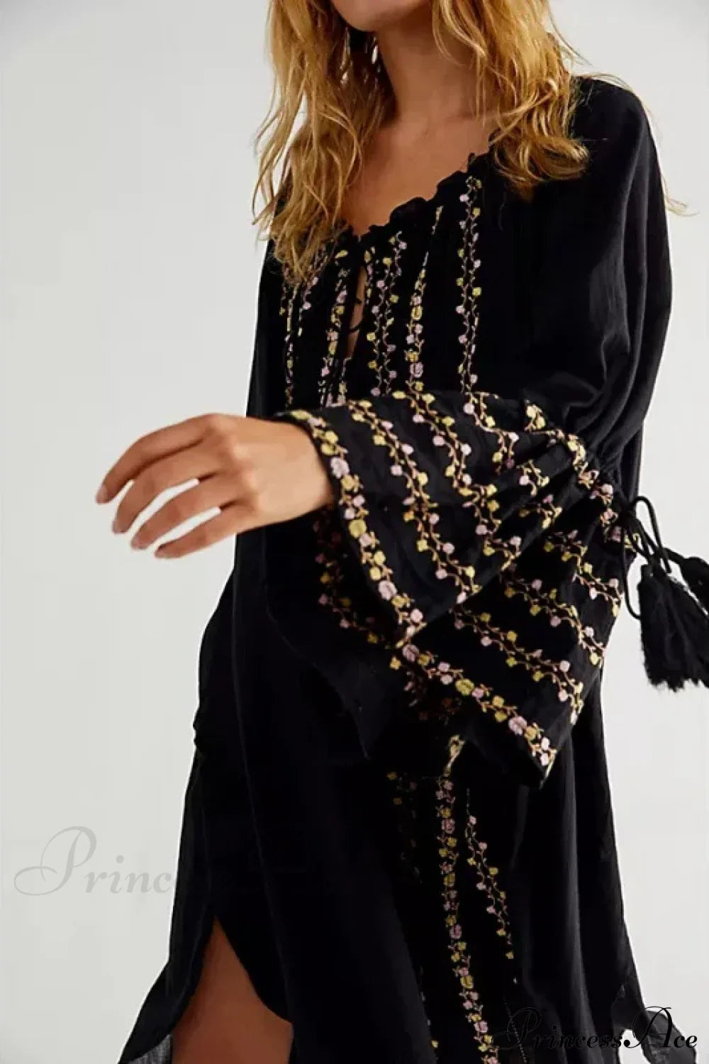 Irregular Backless Embroidery Beach Boho Dress Black / S bohodress-250126