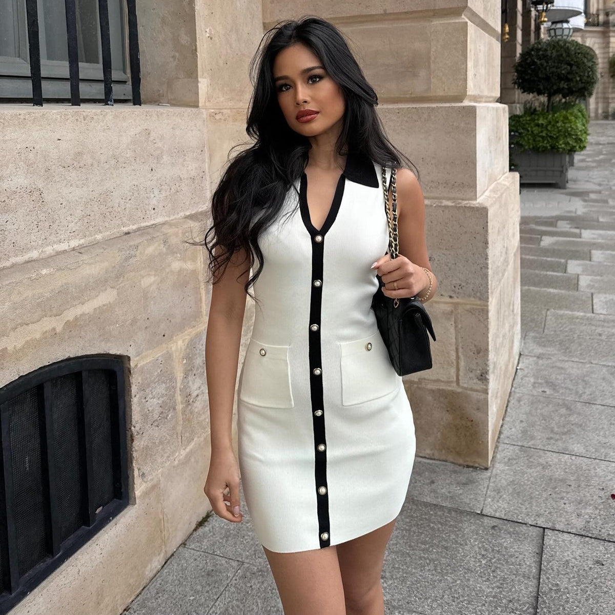 Contrast Knit Collared Sleeveless Button-Front Mini Dress 6