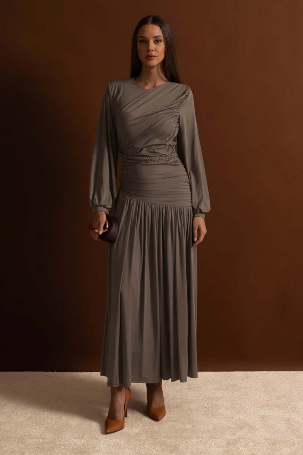 Long Sleeve Round Neck Draped Braided Waist Pleated Maxi Dress - View 5