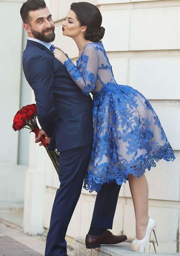 Knee-Length Lace Homecoming Dress with Elegant A-line/Princess Bateau Full/Long Sleeves - Fashionpara